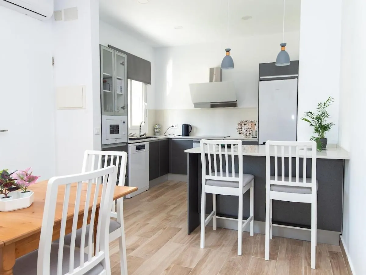Lightbooking Blanca Paloma Apartment